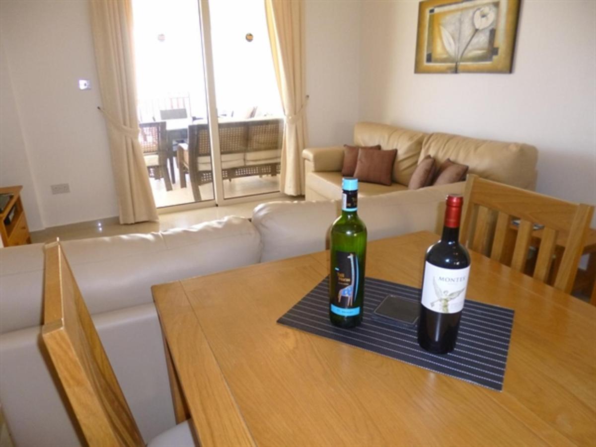 First Floor 2 Bedroom Apartment, Large Balcony, Amazing Sea Views, Communal Pool Pegeia Exteriér fotografie