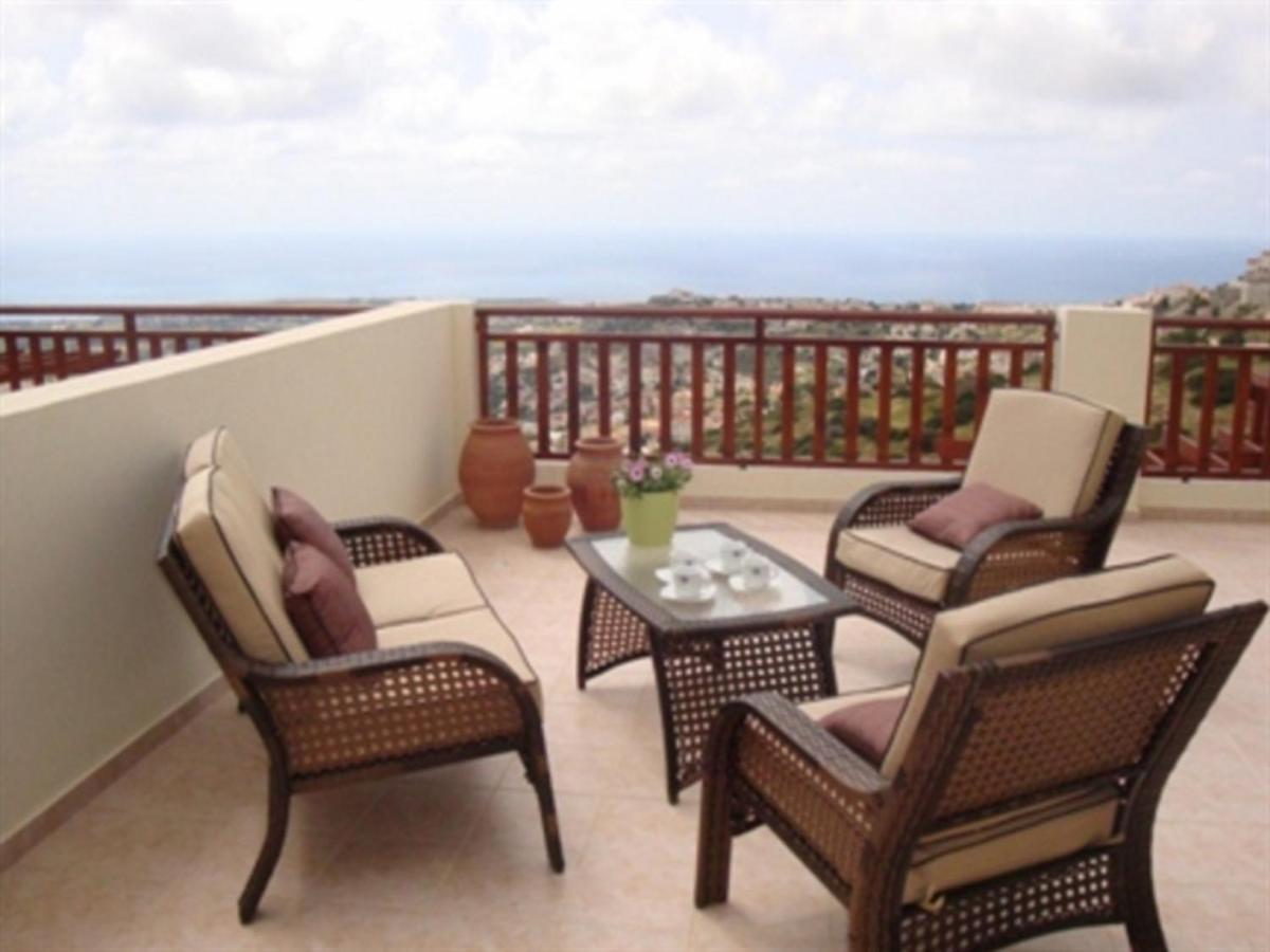 First Floor 2 Bedroom Apartment, Large Balcony, Amazing Sea Views, Communal Pool Pegeia Exteriér fotografie